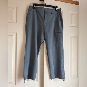 NWOT Eddie Bauer Stretch Ripstop Crop Cargo Pants Womens 6 Gray Hiking Outdoor